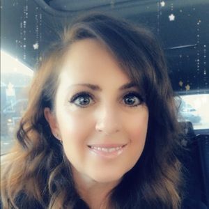 Meet your Posher, Kristine